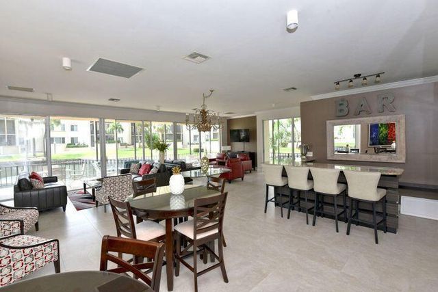 11811 Ave Of The Pga 2-1 C, Palm Beach Gardens, FL 33418