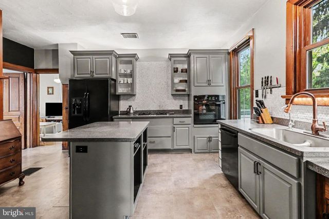 50 N MIDDLESEX ROAD, Carlisle, PA 17013