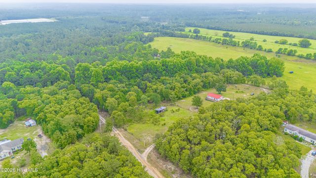 188 Willow Pond Drive, Hamlet, NC 28345