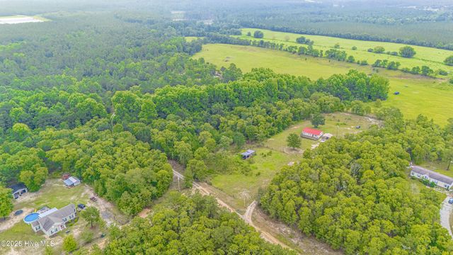 188 Willow Pond Drive, Hamlet, NC 28345