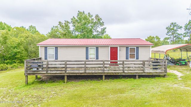 188 Willow Pond Drive, Hamlet, NC 28345