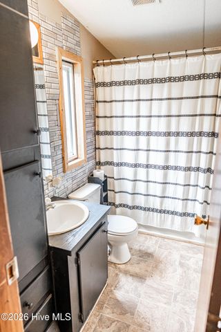 188 Willow Pond Drive, Hamlet, NC 28345
