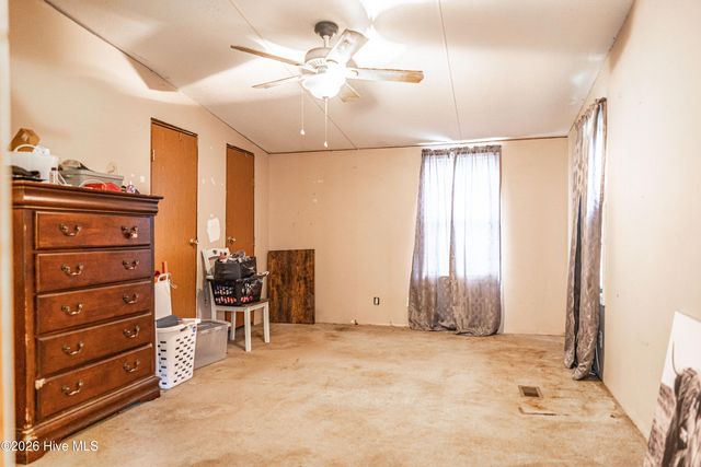 188 Willow Pond Drive, Hamlet, NC 28345