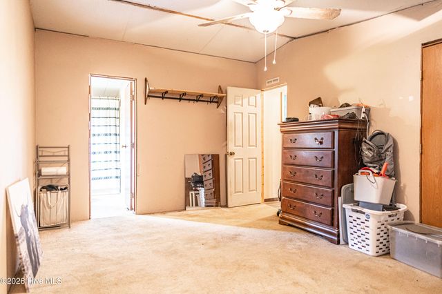 188 Willow Pond Drive, Hamlet, NC 28345