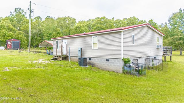 188 Willow Pond Drive, Hamlet, NC 28345