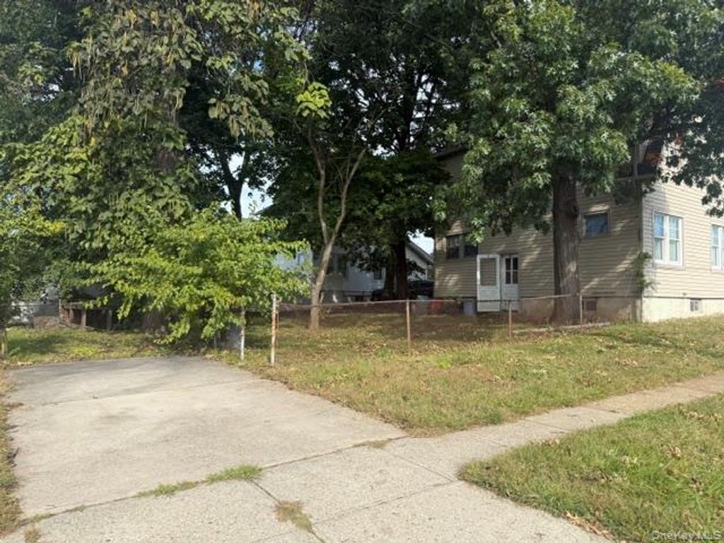 186 Rockaway Parkway, Valley Stream, NY 11580 — photo 3