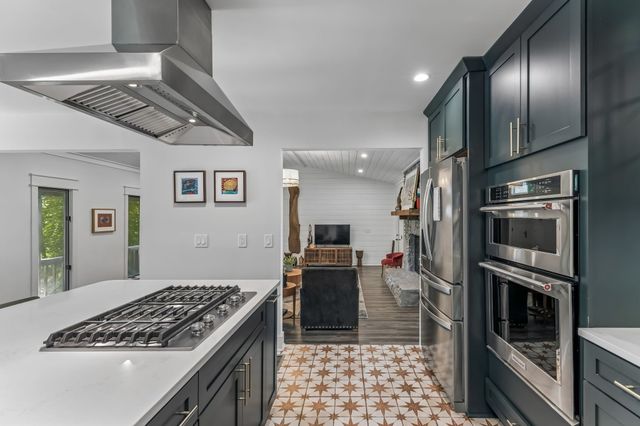 9033 Old Charlotte Pike, Pegram, TN 37143