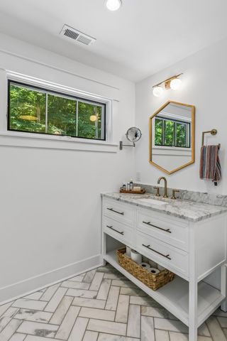 9033 Old Charlotte Pike, Pegram, TN 37143