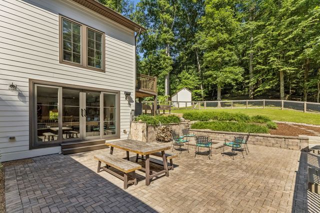 9033 Old Charlotte Pike, Pegram, TN 37143