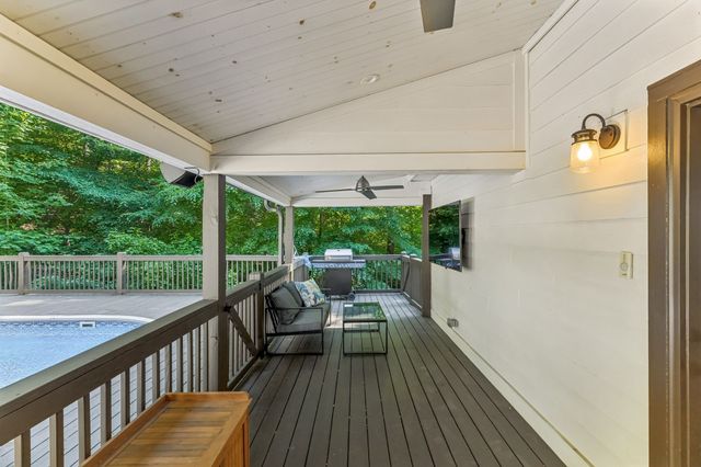 9033 Old Charlotte Pike, Pegram, TN 37143