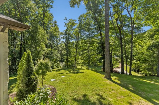 9033 Old Charlotte Pike, Pegram, TN 37143