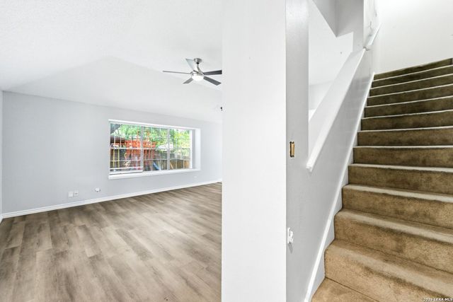 9219 BIG BETHEL DR, San Antonio, TX 78240