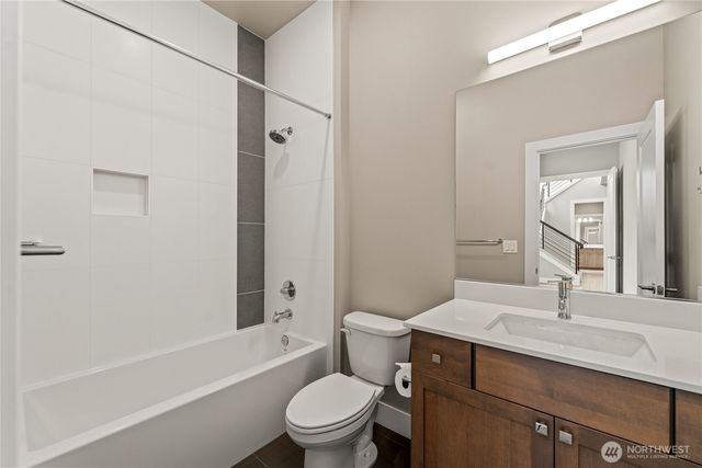 2483 NE 242nd Place, Sammamish, WA 98074