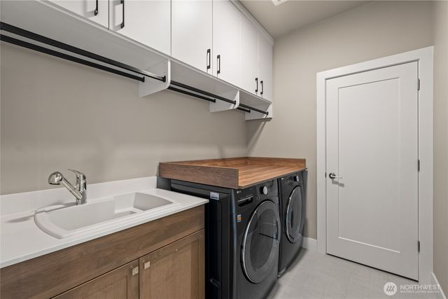 2483 NE 242nd Place, Sammamish, WA 98074