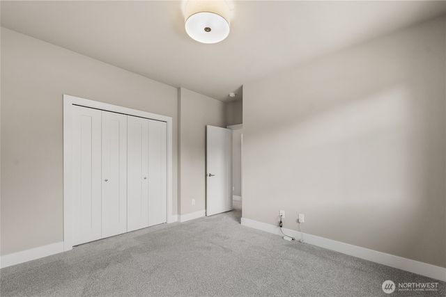 2483 NE 242nd Place, Sammamish, WA 98074