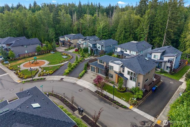 2483 NE 242nd Place, Sammamish, WA 98074