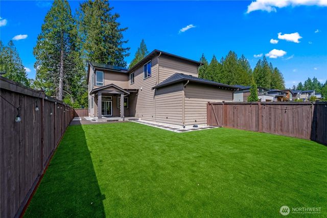 2483 NE 242nd Place, Sammamish, WA 98074