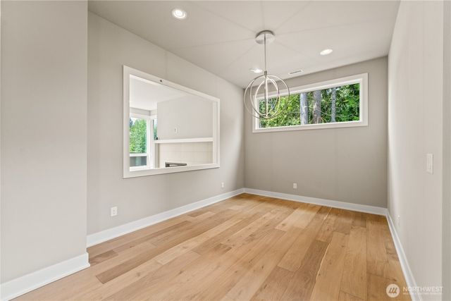 2483 NE 242nd Place, Sammamish, WA 98074
