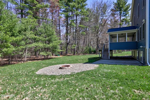 6 Pine Bark Place, Wilton, NY 12866
