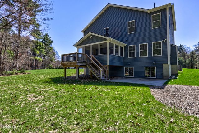 6 Pine Bark Place, Wilton, NY 12866