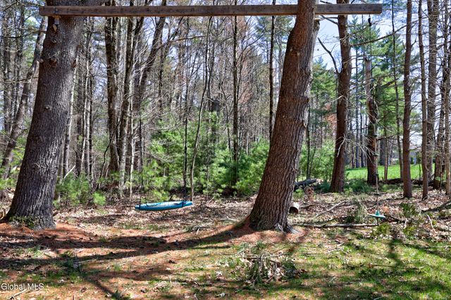 6 Pine Bark Place, Wilton, NY 12866