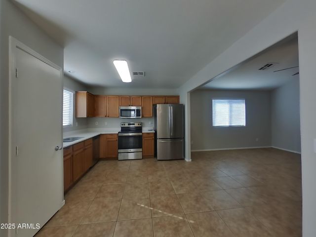 6837 W GARY Way, Laveen, AZ 85339