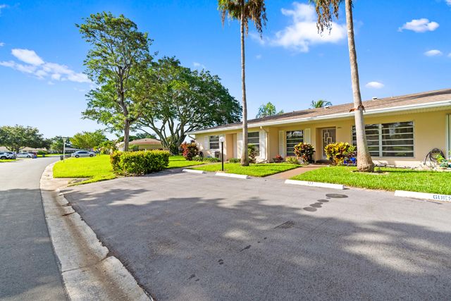 8666 Bella Vista Drive 111, Boca Raton, FL 33433