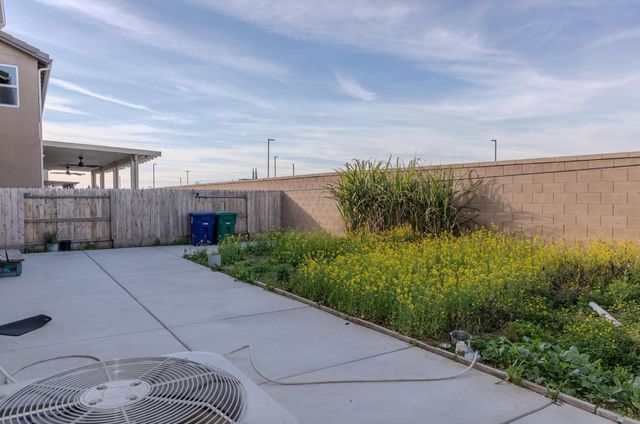 14206 Gragnani Avenue, Kerman, CA 93630