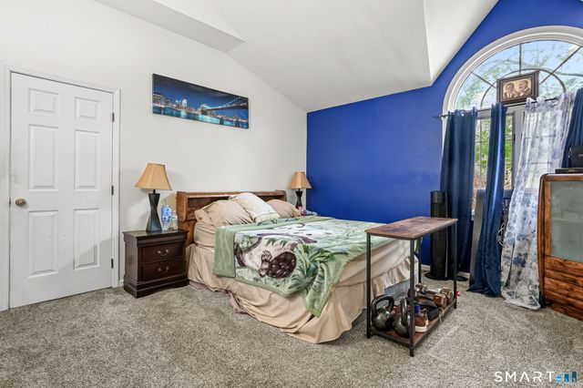 11 Circle Drive, Stratford, CT 06614