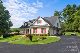 227 Sugar Hollow Road, Hendersonville, NC 28739