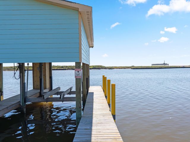 LOT 92 Private Road 675, Sargent, TX 77414