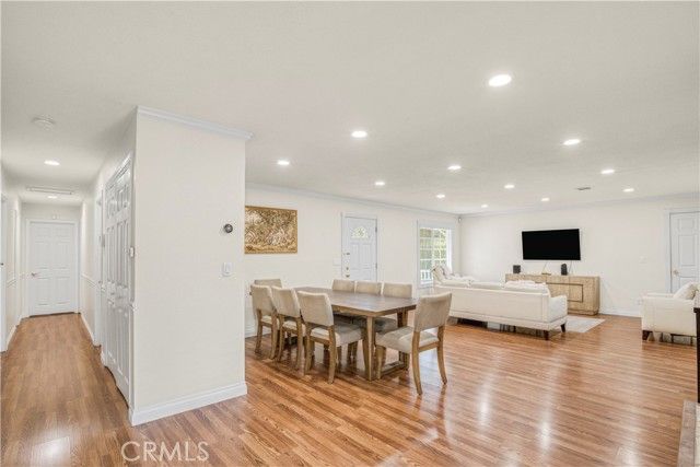 22906 Lanark Street, West Hills (los Angeles), CA 91304