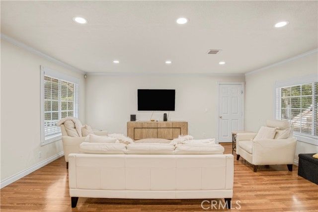 22906 Lanark Street, West Hills (los Angeles), CA 91304