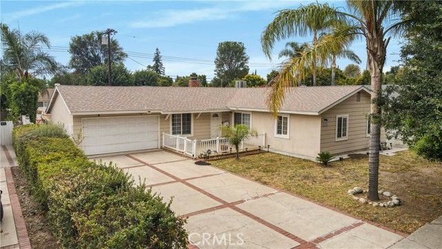 22906 Lanark Street, West Hills (los Angeles), CA 91304