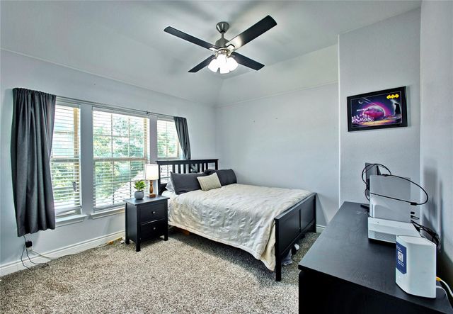 305 Lightcliff ST, Hutto, TX 78634