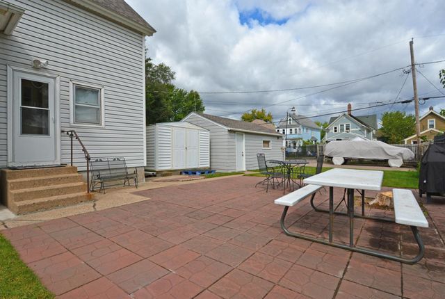 653 Thomas Avenue, Saint Paul, MN 55104