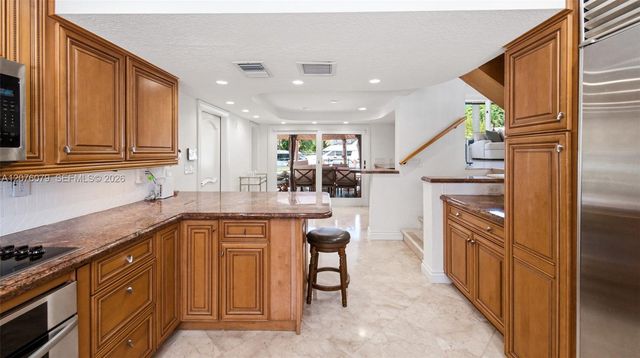 2613 Tortugas Lane, Fort Lauderdale, FL 33312