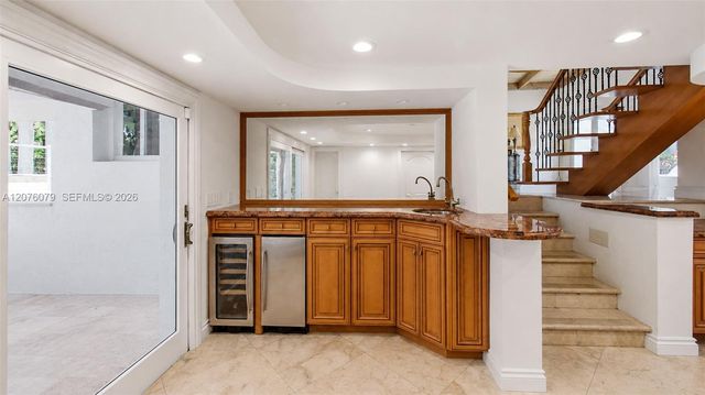 2613 Tortugas Lane, Fort Lauderdale, FL 33312