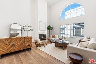 3949 Bentley Avenue 8, Culver City, CA 90232