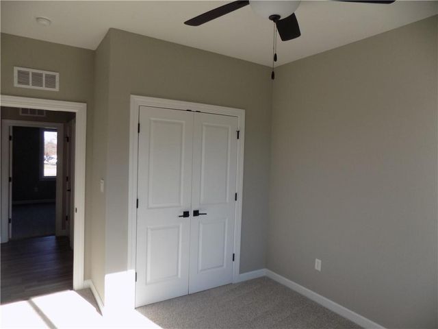 1215 Alexander Court, Ottawa, KS 66067