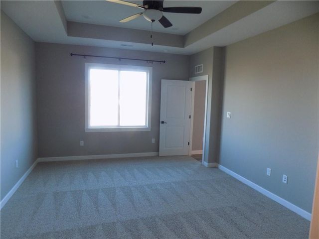 1215 Alexander Court, Ottawa, KS 66067