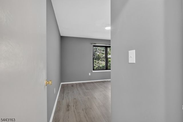 78 Stanwick Ct, Franklin Twp., NJ 08873