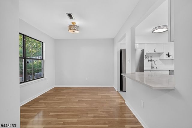 78 Stanwick Ct, Franklin Twp., NJ 08873