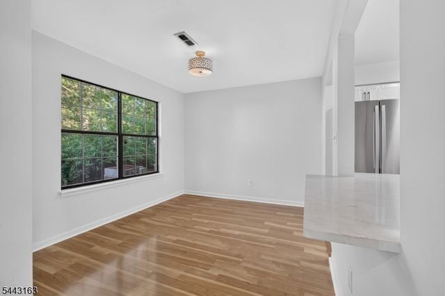78 Stanwick Ct, Franklin Twp., NJ 08873
