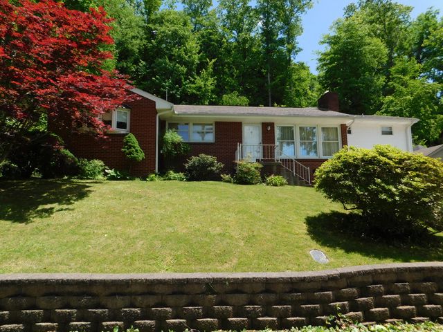 184 Meadow Drive, Harlan, KY 40831