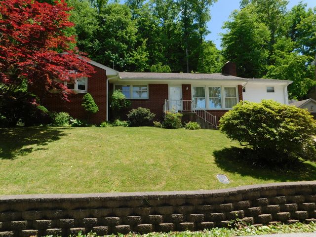 184 Meadow Drive, Harlan, KY 40831