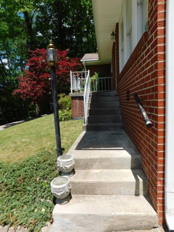 184 Meadow Drive, Harlan, KY 40831