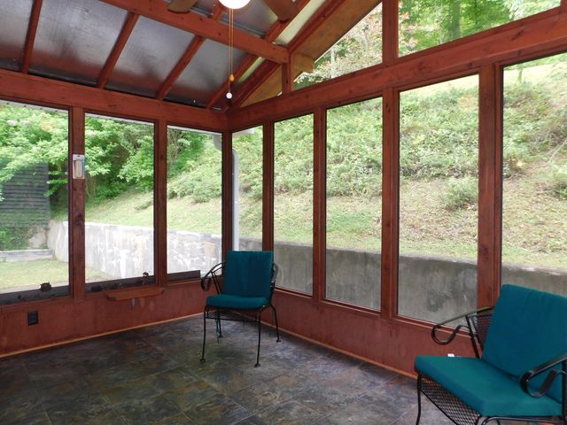 184 Meadow Drive, Harlan, KY 40831