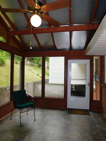 184 Meadow Drive, Harlan, KY 40831