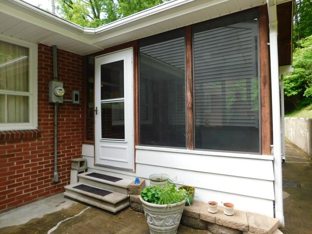 184 Meadow Drive, Harlan, KY 40831